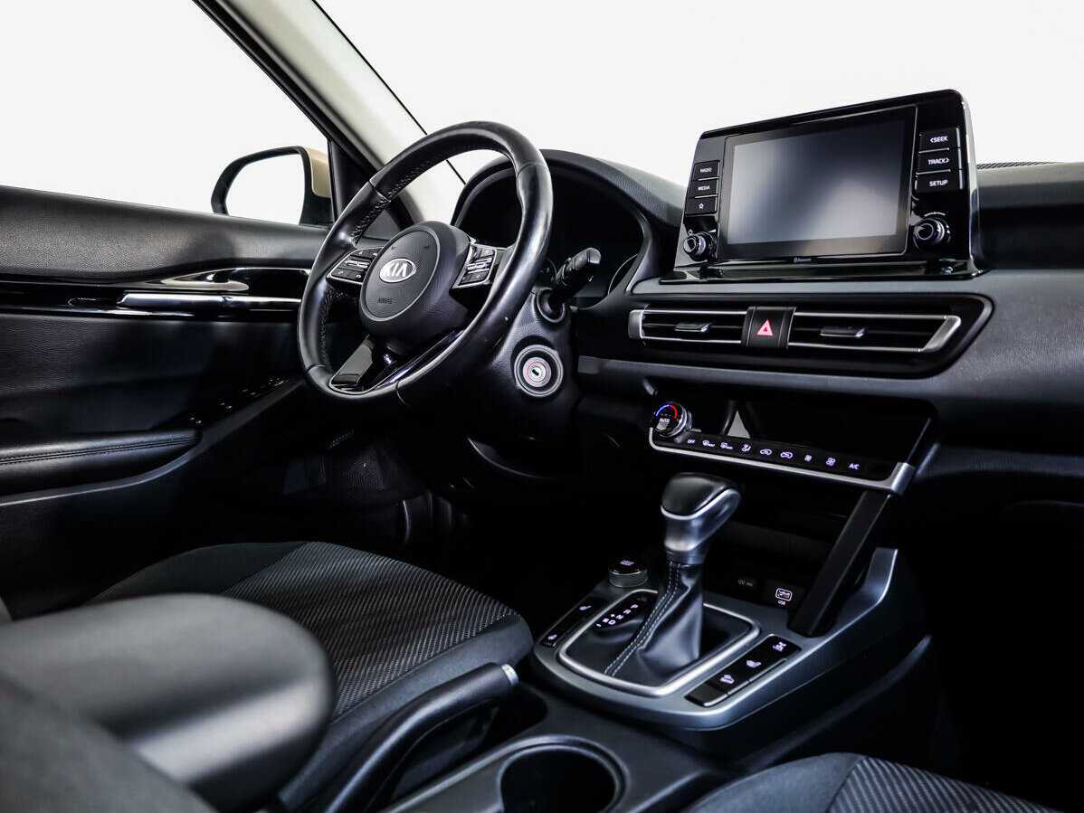 Купить Kia Seltos с пробегом. Фото: #7