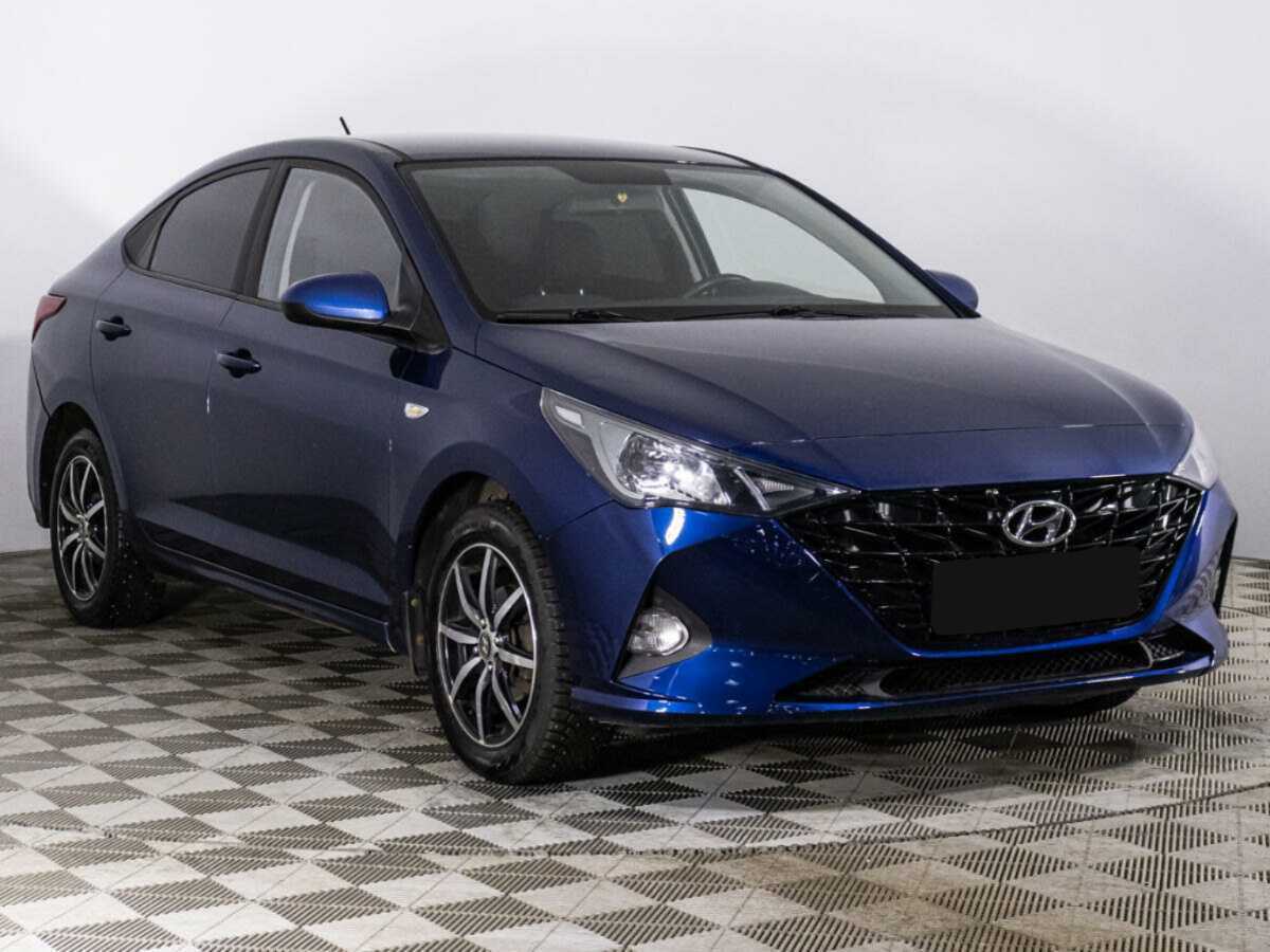 Купить Hyundai Solaris с пробегом. Фото: #2