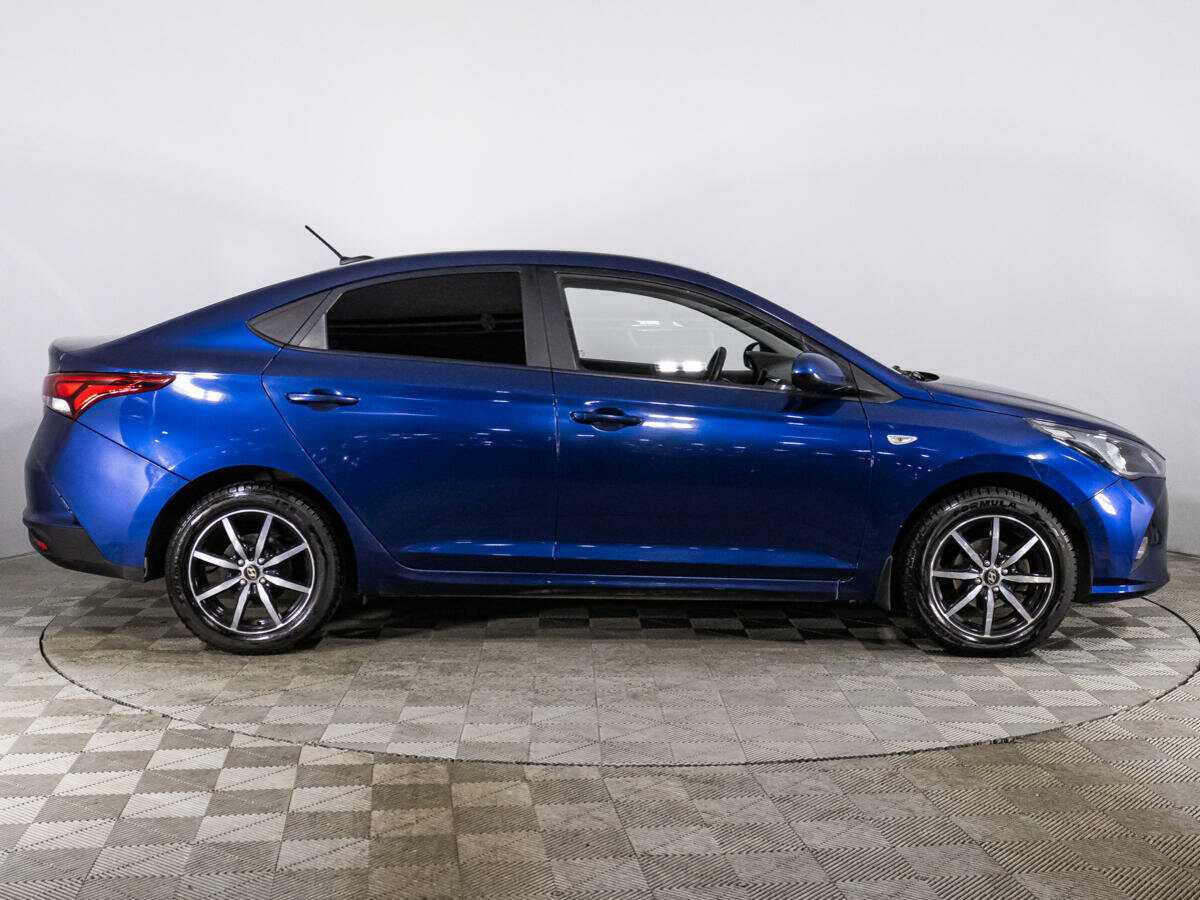 Купить Hyundai Solaris с пробегом. Фото: #3