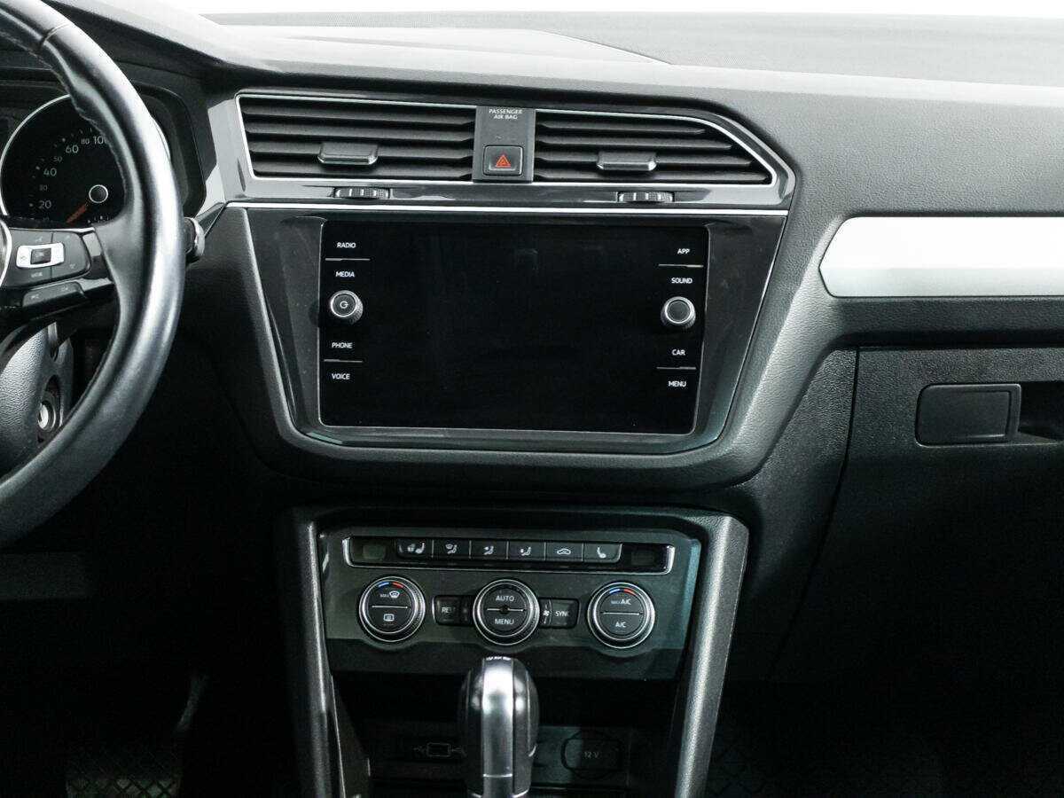 Купить Volkswagen Tiguan с пробегом. Фото: #13