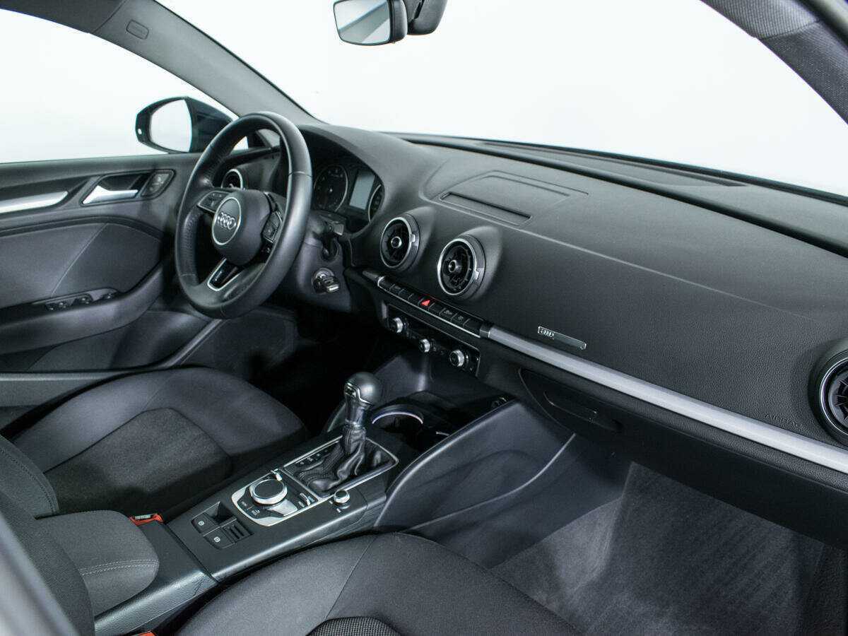 Купить Audi A3 с пробегом. Фото: #8