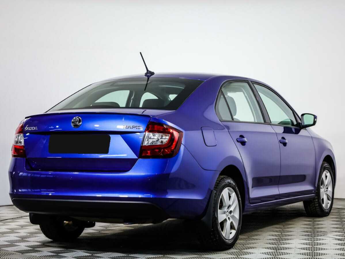 Купить Skoda Rapid с пробегом. Фото: #3
