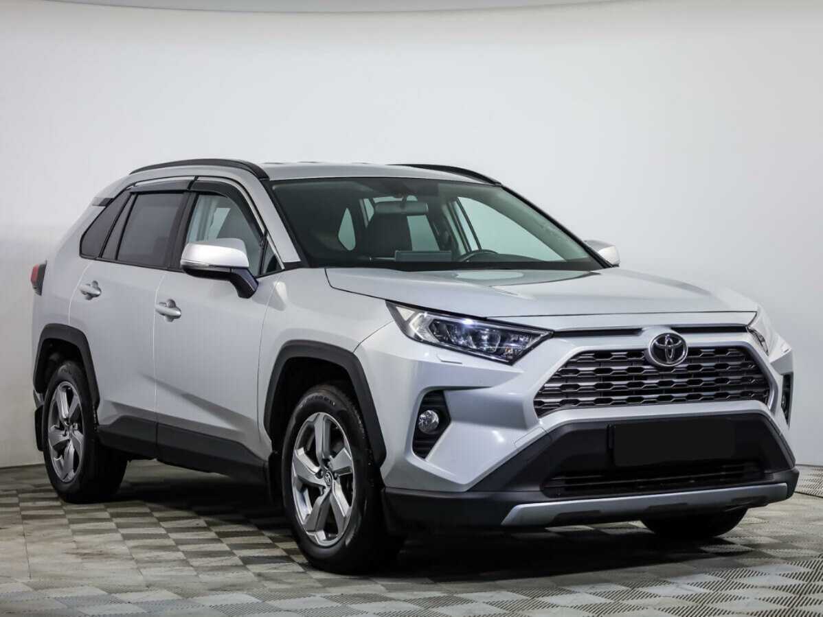 Купить Toyota RAV4 с пробегом. Фото: #1