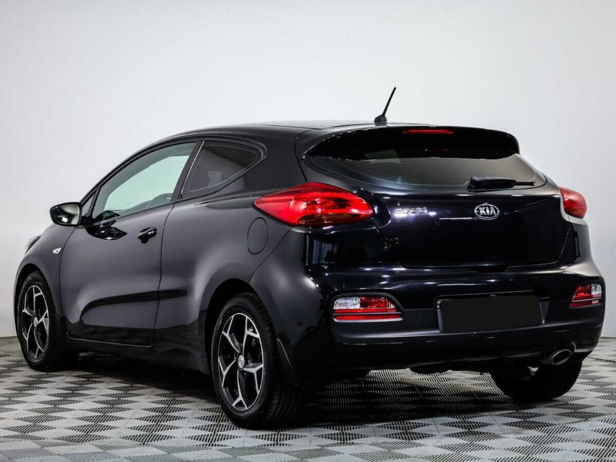 Купить Kia Ceed с пробегом. Фото: #5