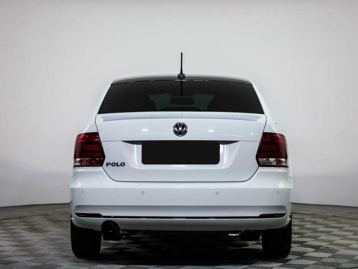 Купить Volkswagen Polo с пробегом. Фото: #4