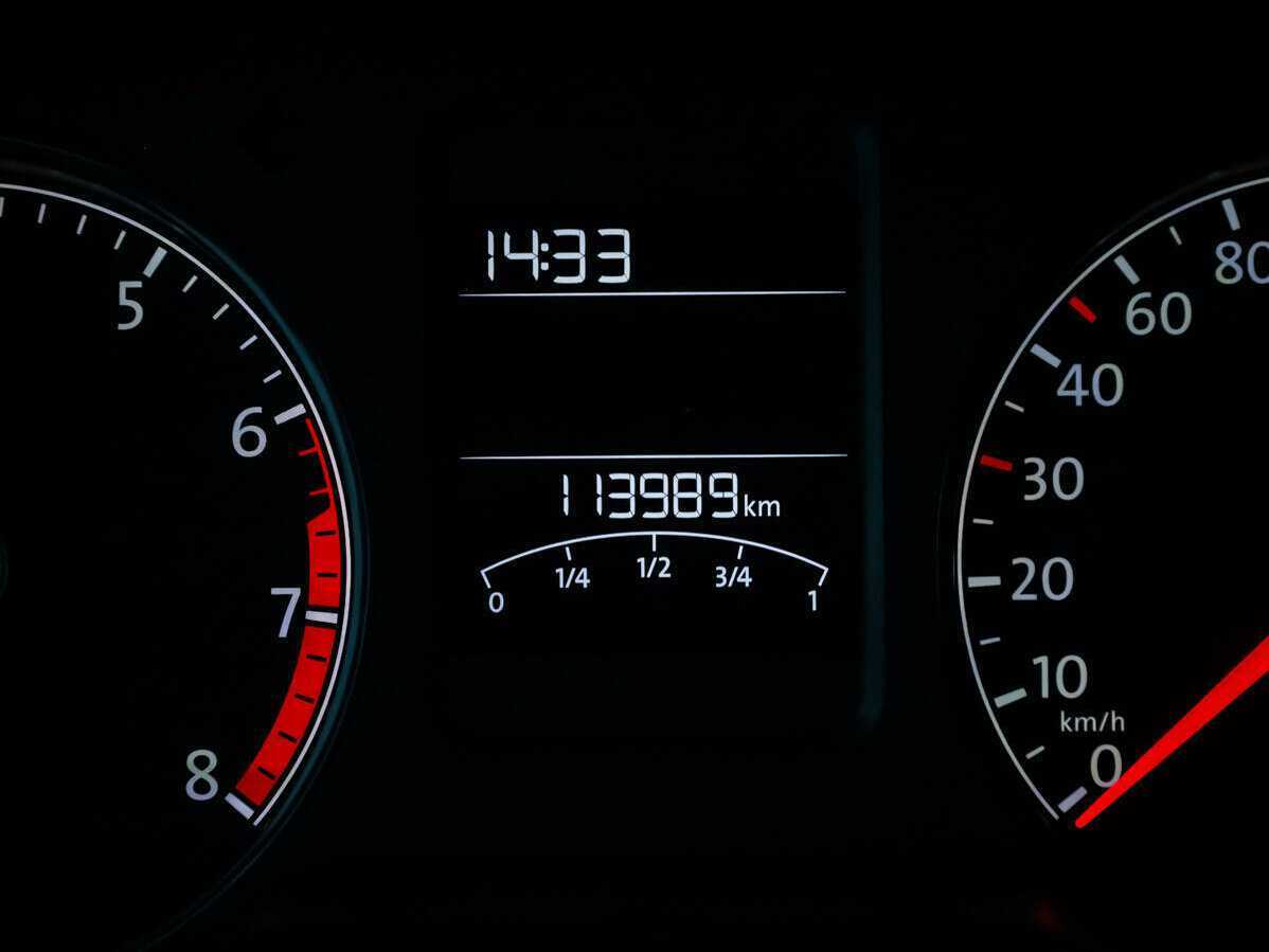 Купить Volkswagen Polo с пробегом. Фото: #17