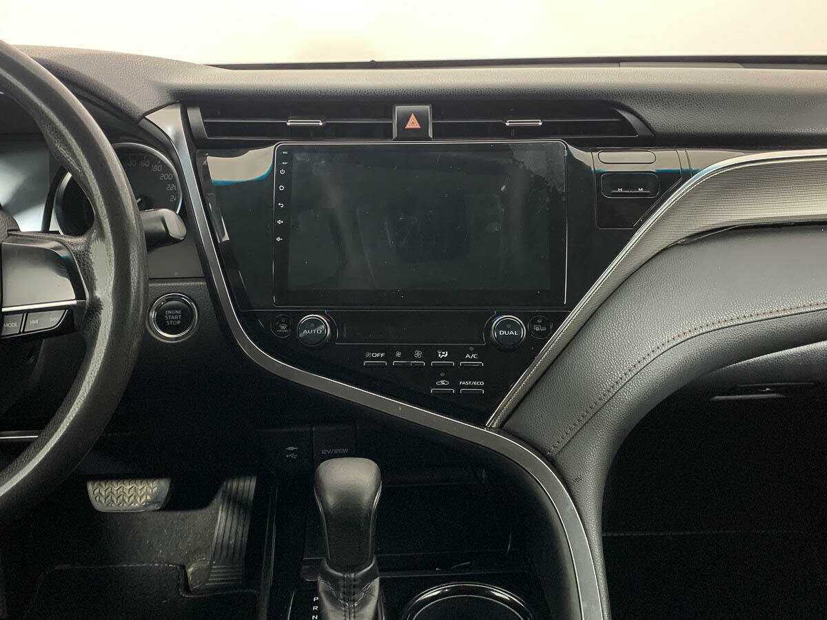 Купить Toyota Camry с пробегом. Фото: #13