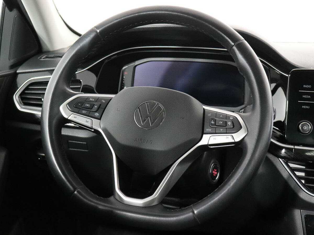 Купить Volkswagen Polo с пробегом. Фото: #11