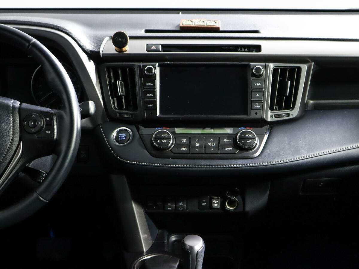 Купить Toyota RAV4 с пробегом. Фото: #10