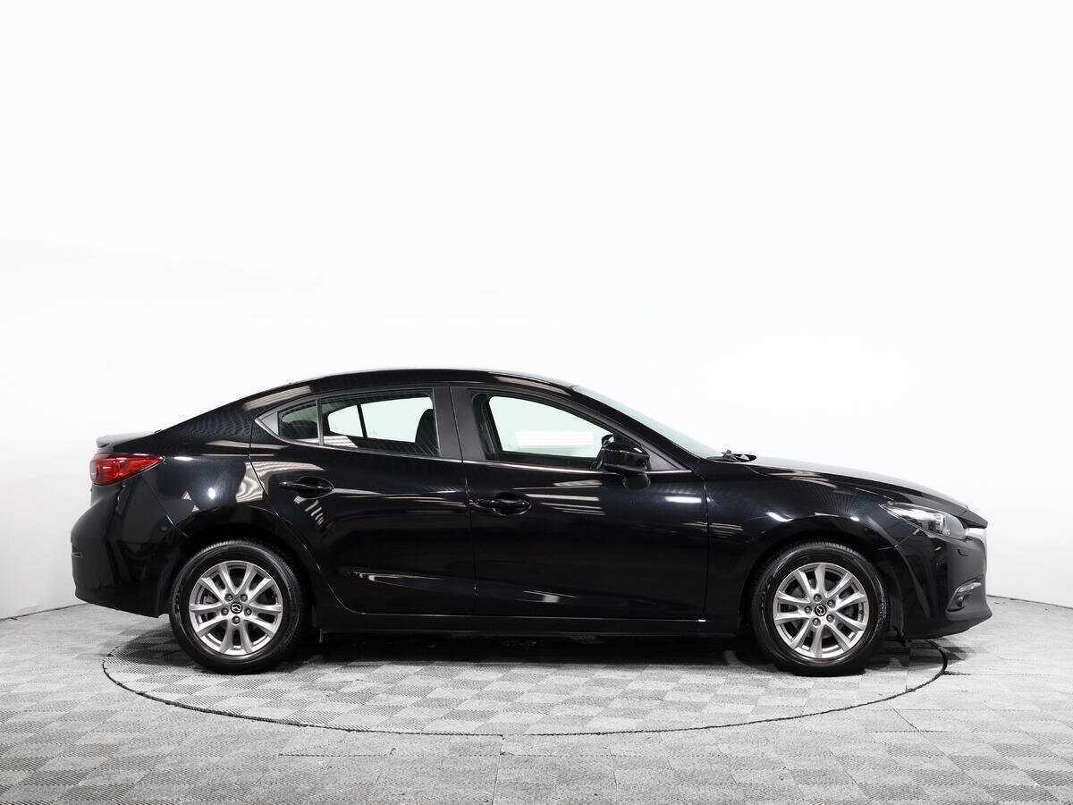 Купить Mazda 3 с пробегом. Фото: #2
