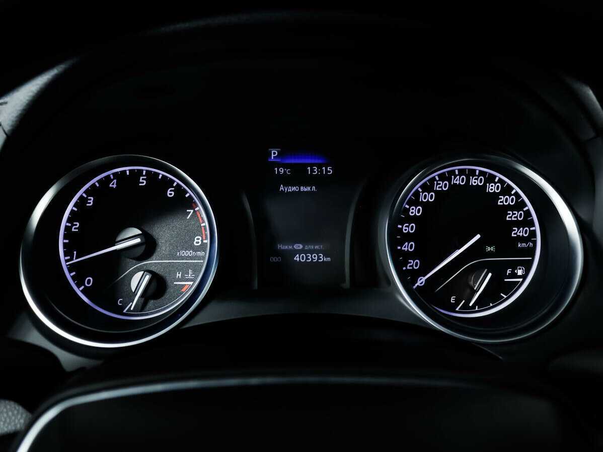 Купить Toyota Camry с пробегом. Фото: #8