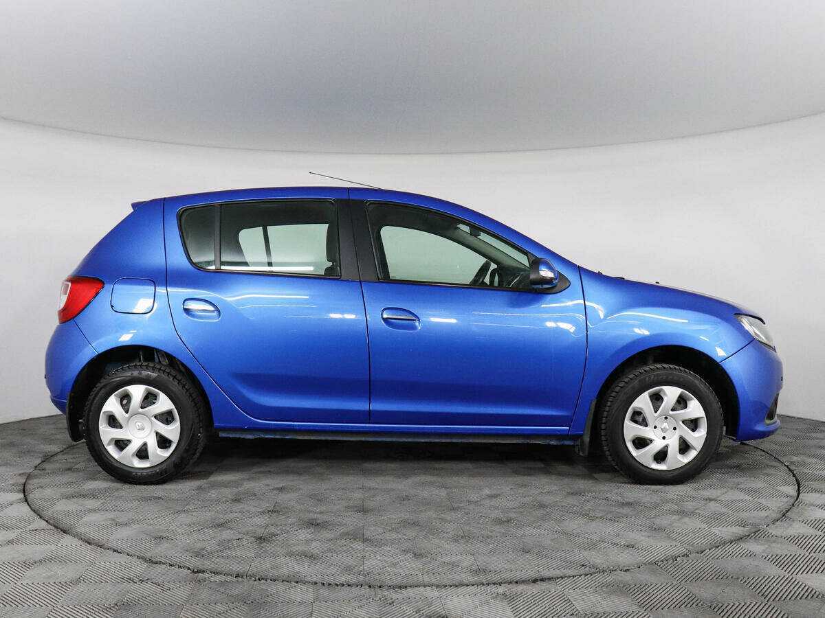 Купить Renault Sandero с пробегом. Фото: #3