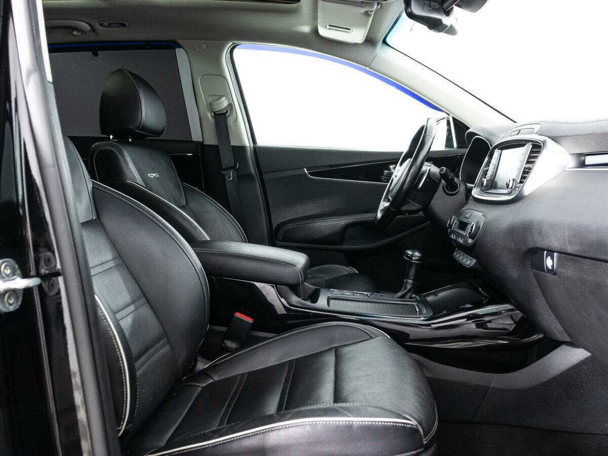 Купить Kia Sorento с пробегом. Фото: #24