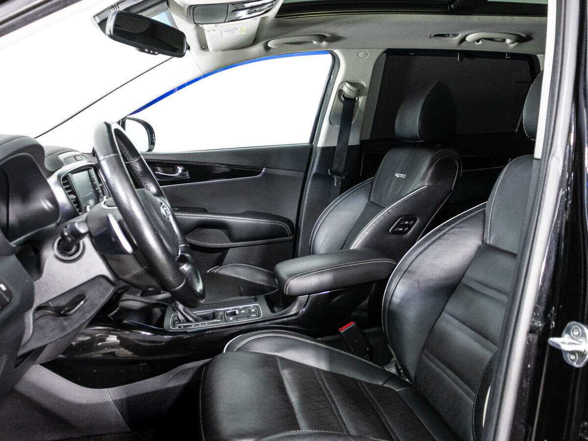 Купить Kia Sorento с пробегом. Фото: #25