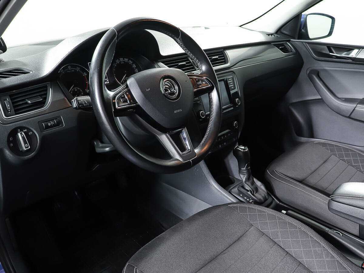 Купить Skoda Rapid с пробегом. Фото: #5