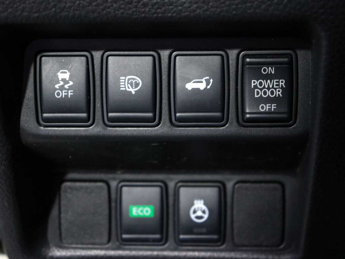 Купить Nissan X-Trail с пробегом. Фото: #17