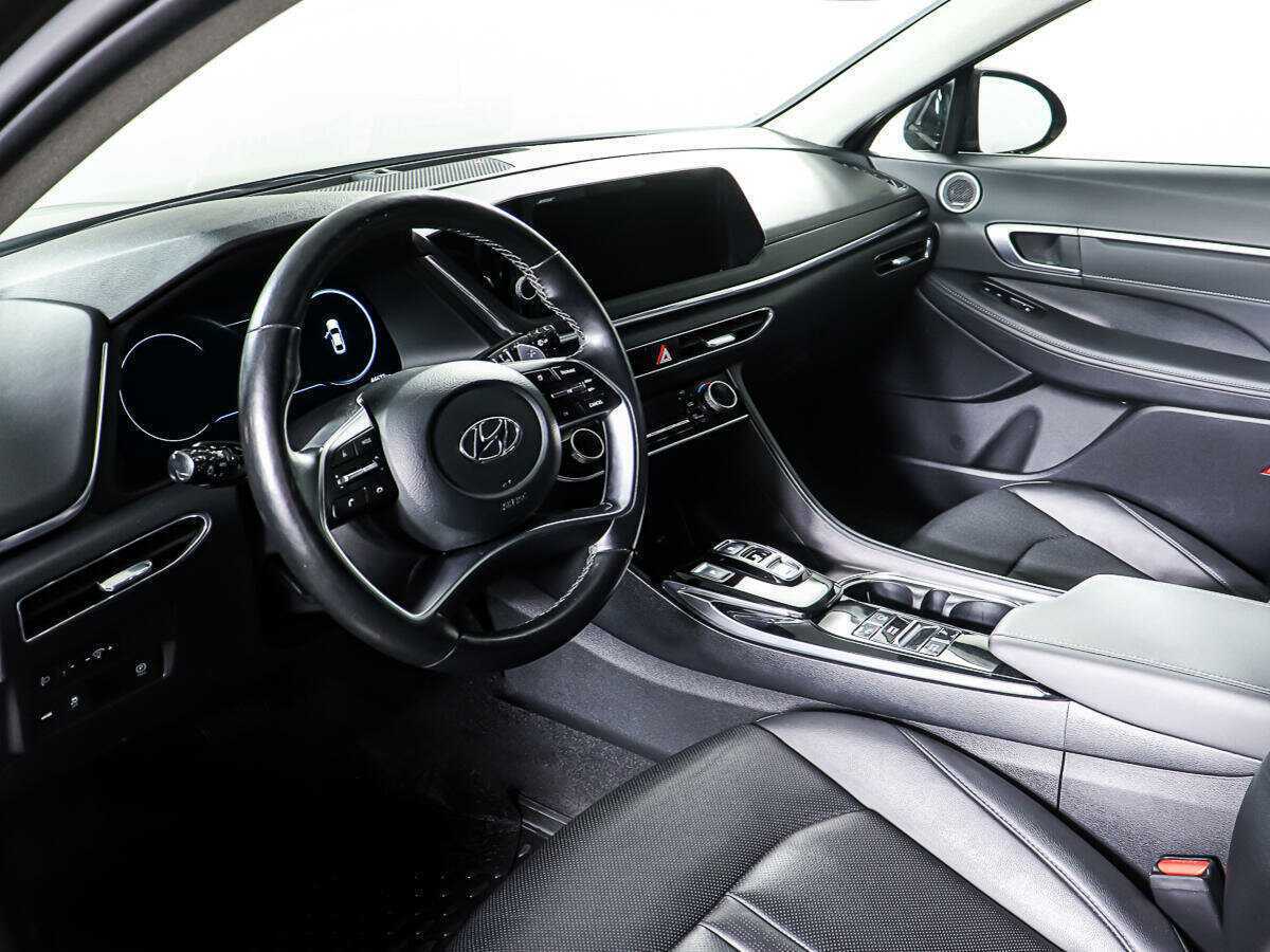 Купить Hyundai Sonata с пробегом. Фото: #12