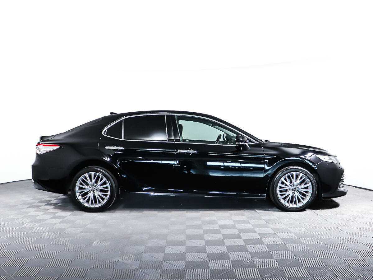 Купить Toyota Camry с пробегом. Фото: #3