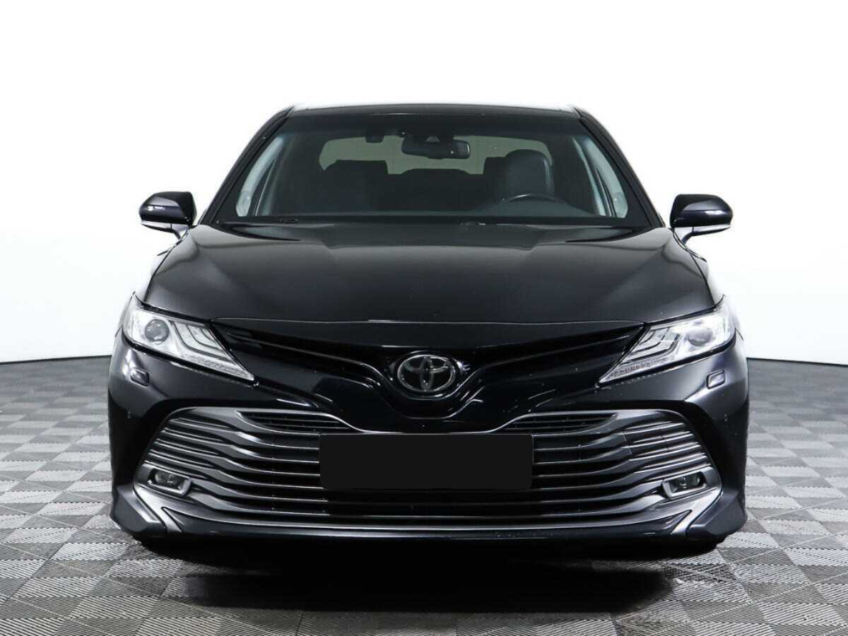 Купить Toyota Camry с пробегом. Фото: #1