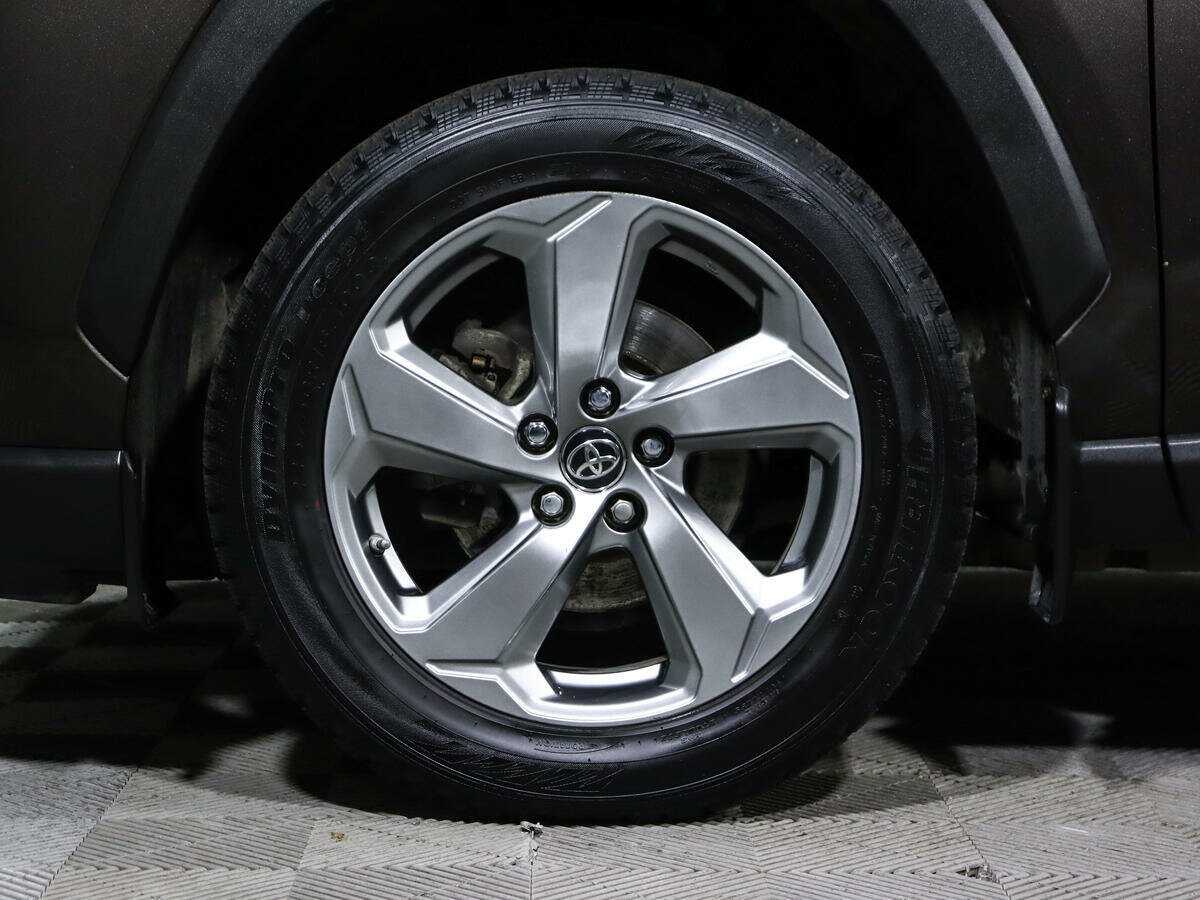 Купить Toyota RAV4 с пробегом. Фото: #12