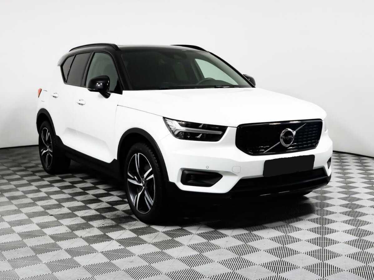 Купить Volvo XC40 с пробегом. Фото: #1