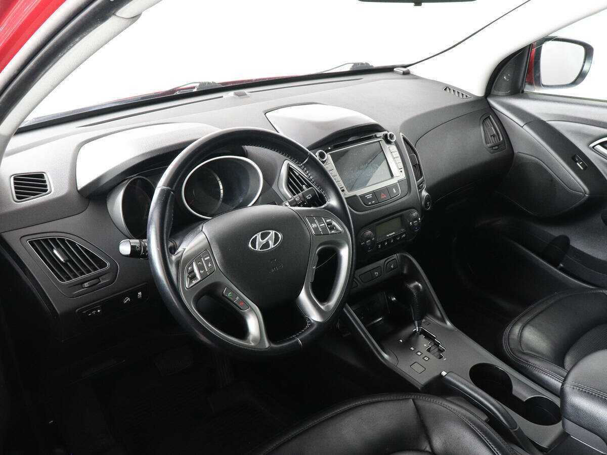 Купить Hyundai ix35 с пробегом. Фото: #8