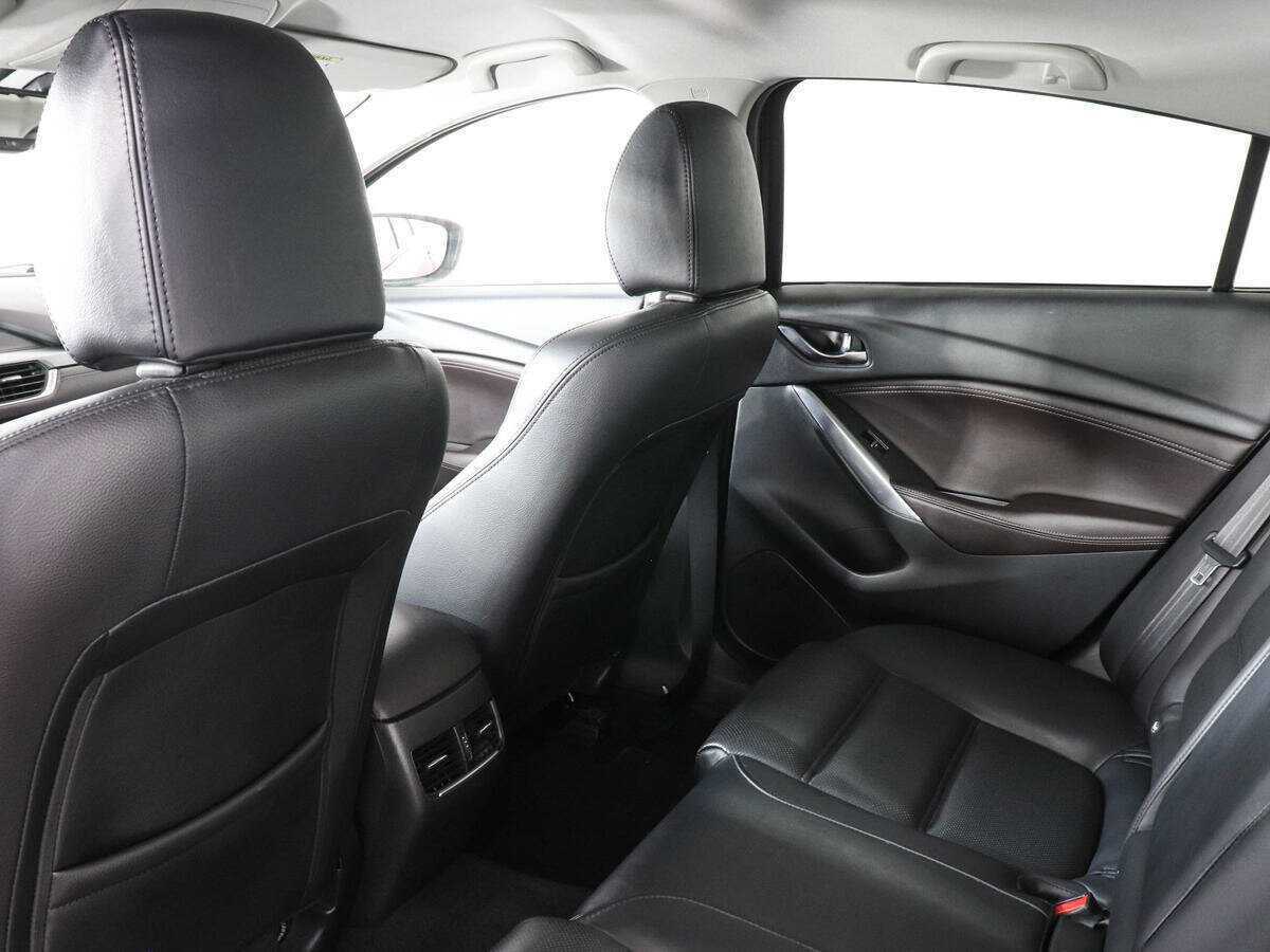 Купить Mazda 6 с пробегом. Фото: #11