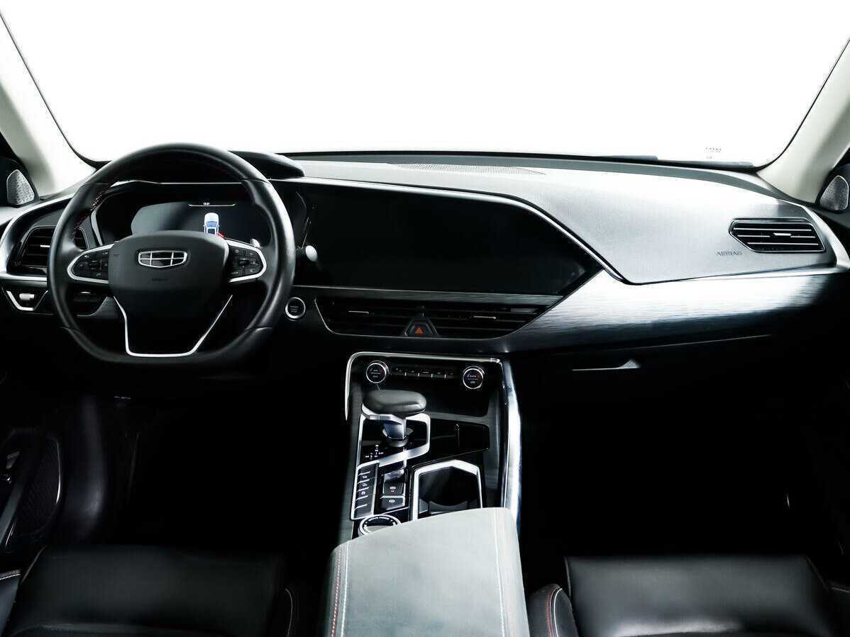 Купить Geely Tugella с пробегом. Фото: #8