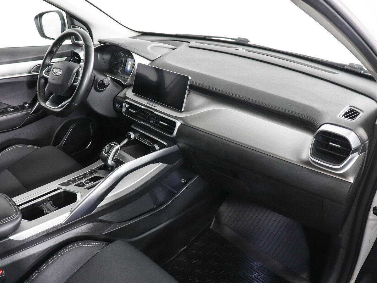 Купить Geely Coolray с пробегом. Фото: #9