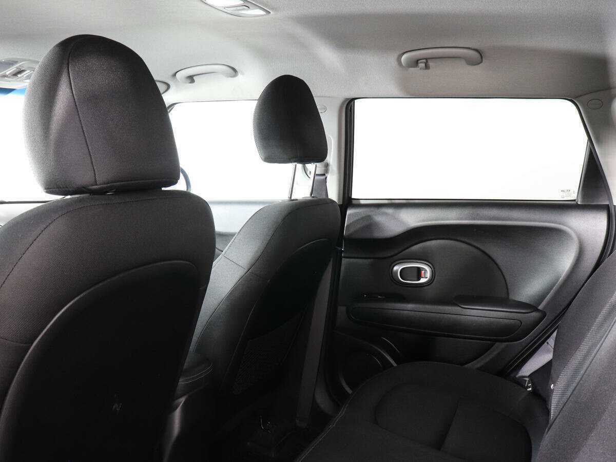 Купить Kia Soul с пробегом. Фото: #10