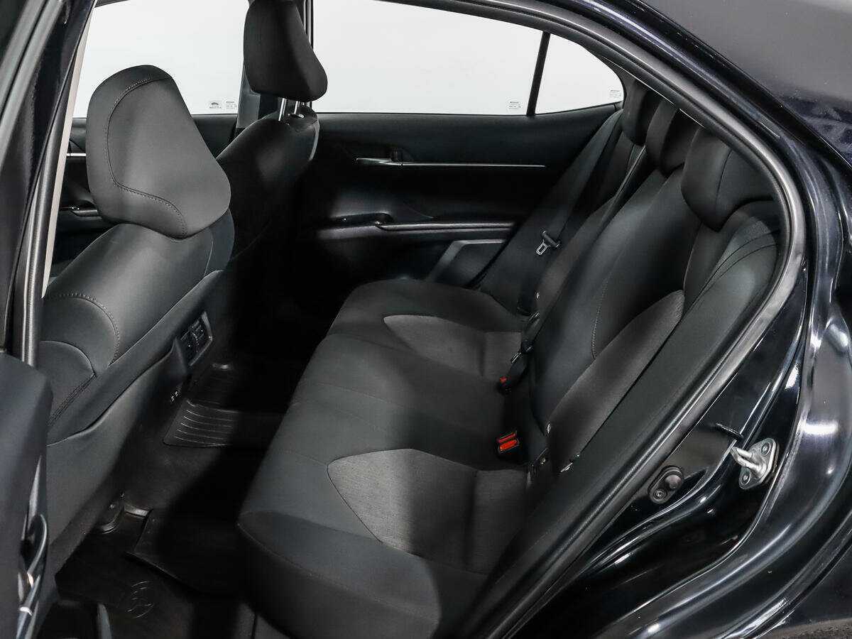 Купить Toyota Camry с пробегом. Фото: #10