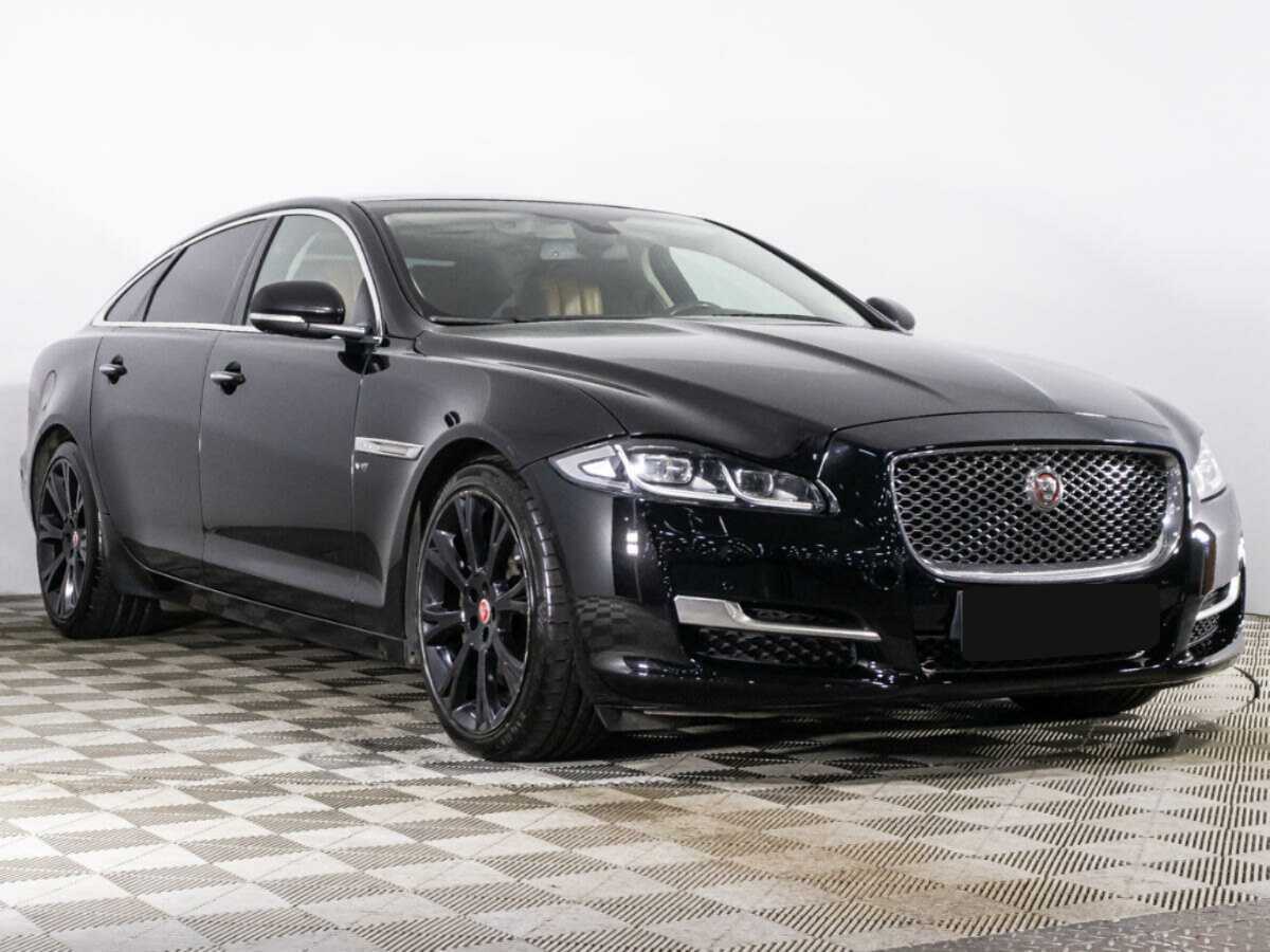 Купить Jaguar XJ с пробегом. Фото: #2