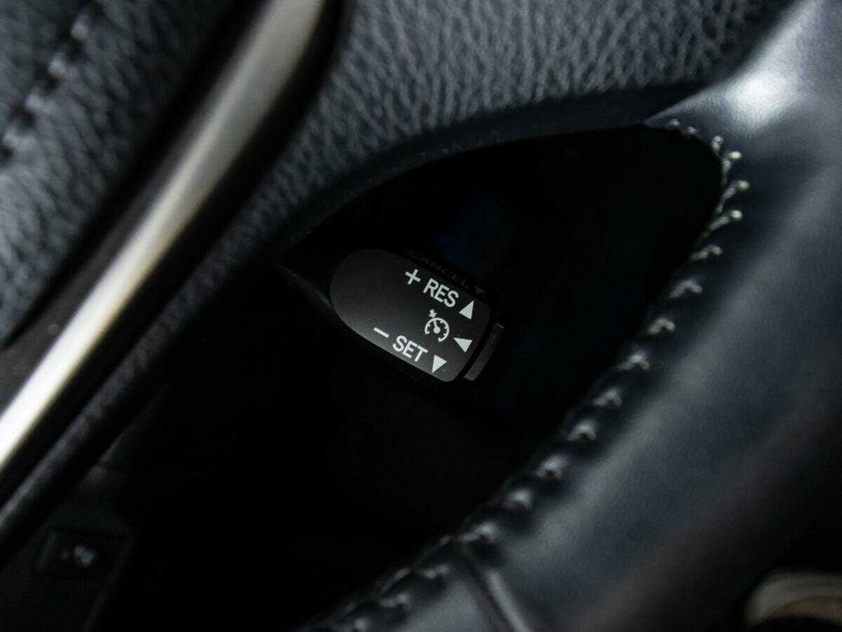 Купить Toyota RAV4 с пробегом. Фото: #20