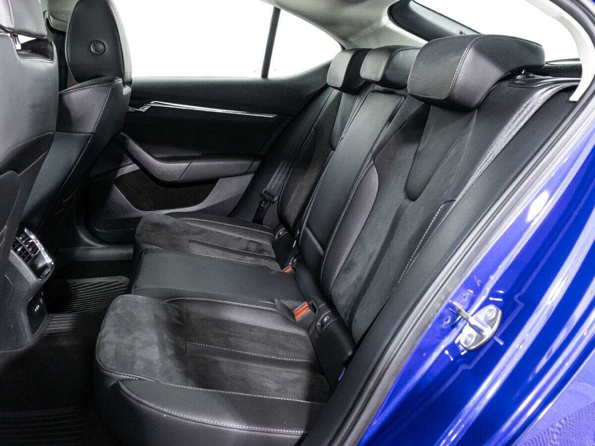 Купить Skoda Octavia с пробегом. Фото: #9