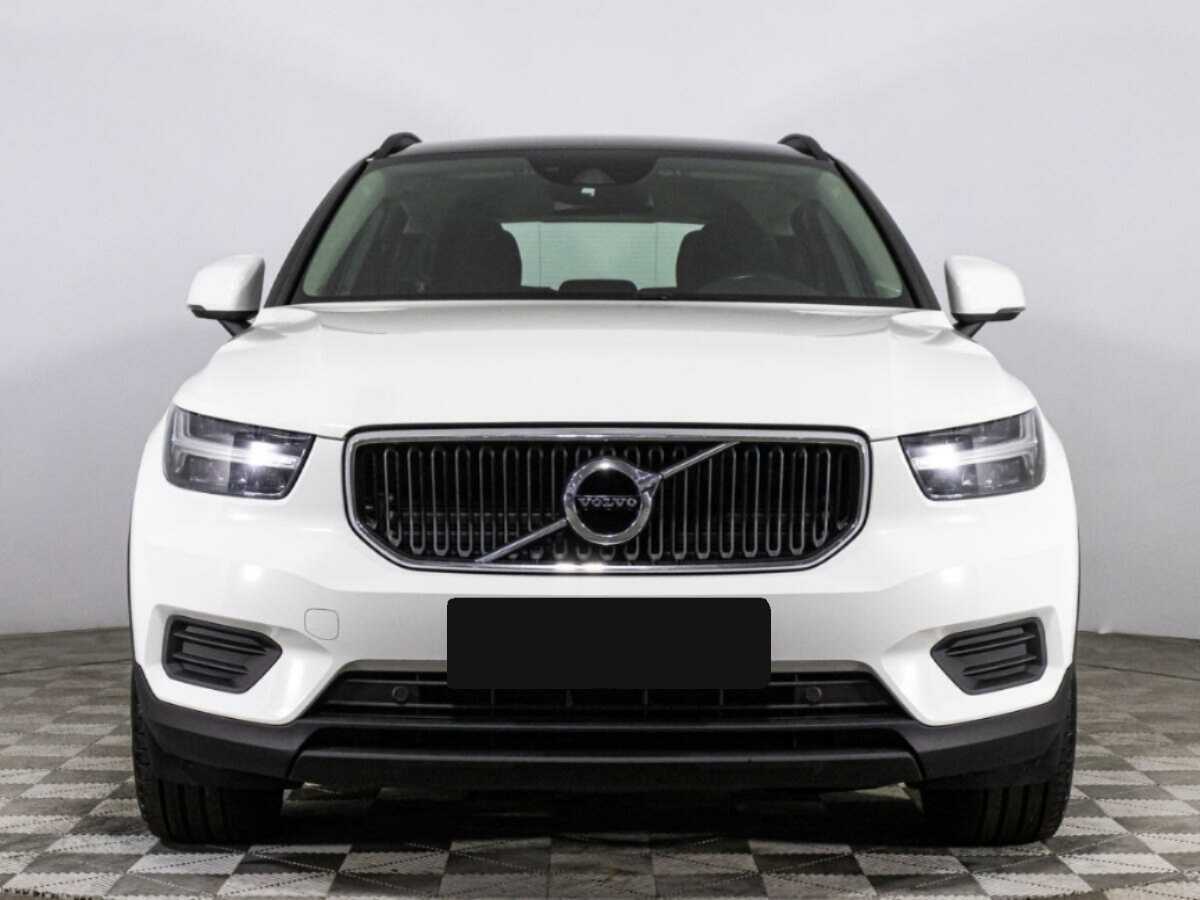Купить Volvo XC40 с пробегом. Фото: #1