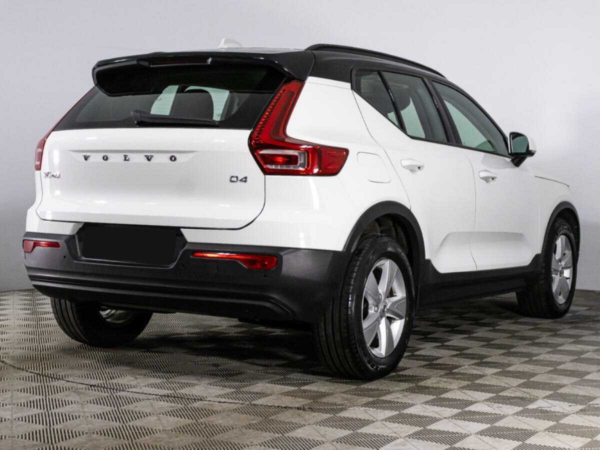 Купить Volvo XC40 с пробегом. Фото: #4
