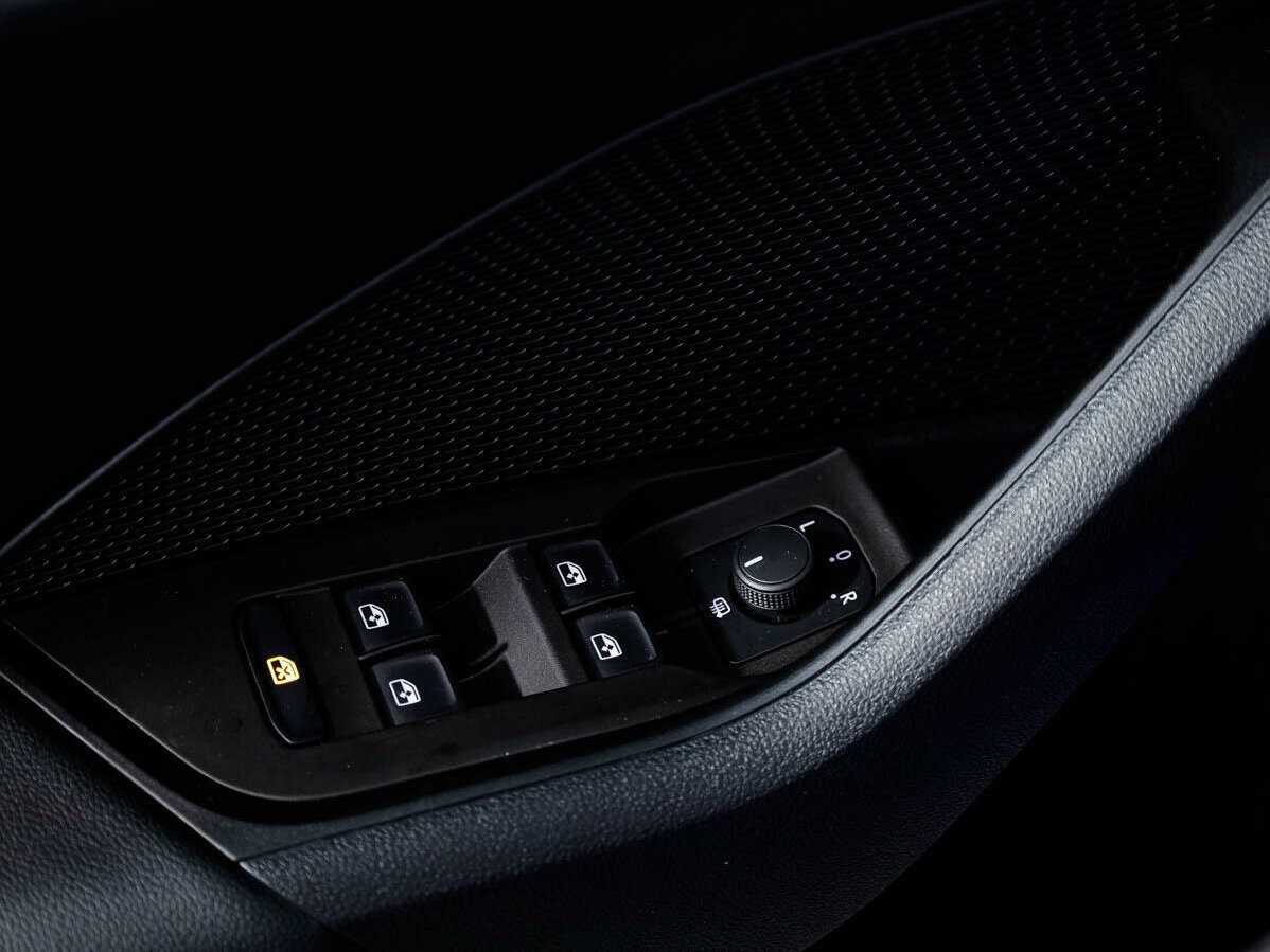 Купить Skoda Octavia с пробегом. Фото: #12