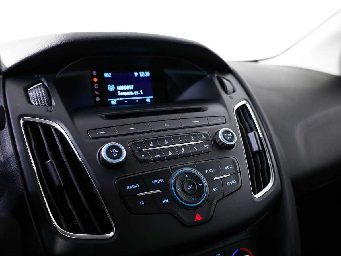 Купить Ford Focus с пробегом. Фото: #15