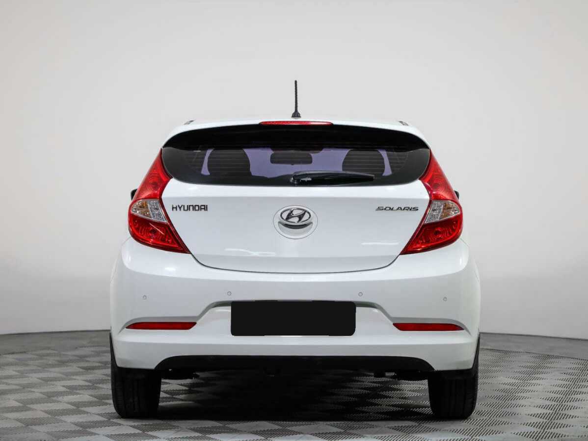 Купить Hyundai Solaris с пробегом. Фото: #4
