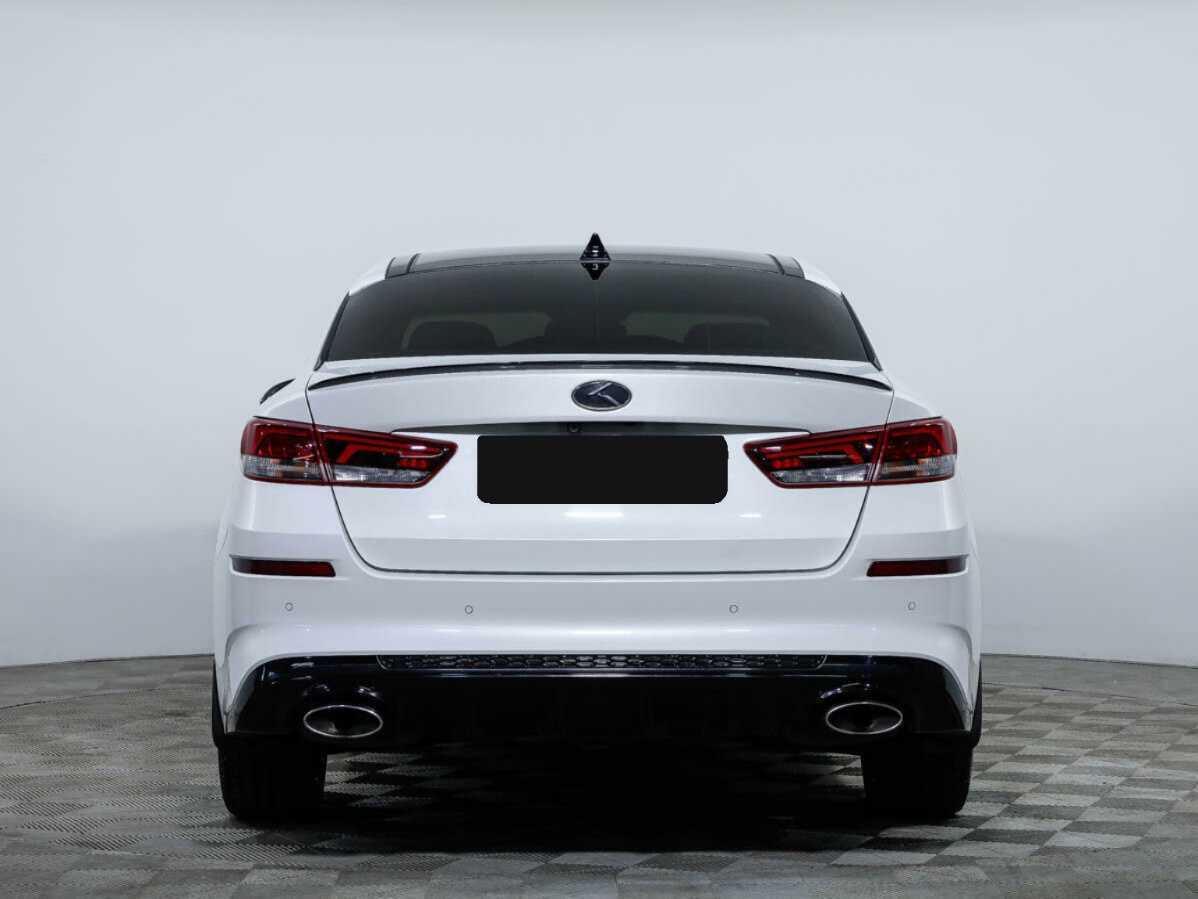Купить Kia Optima с пробегом. Фото: #4