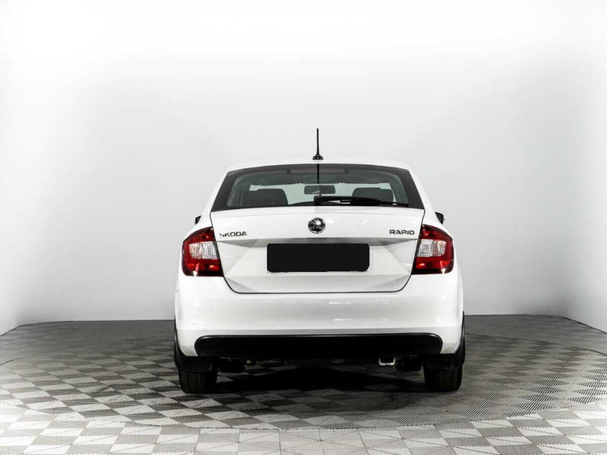 Купить Skoda Rapid с пробегом. Фото: #5