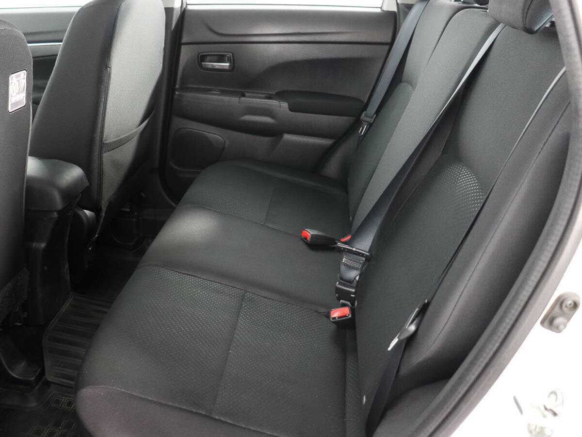 Купить Mitsubishi ASX с пробегом. Фото: #10
