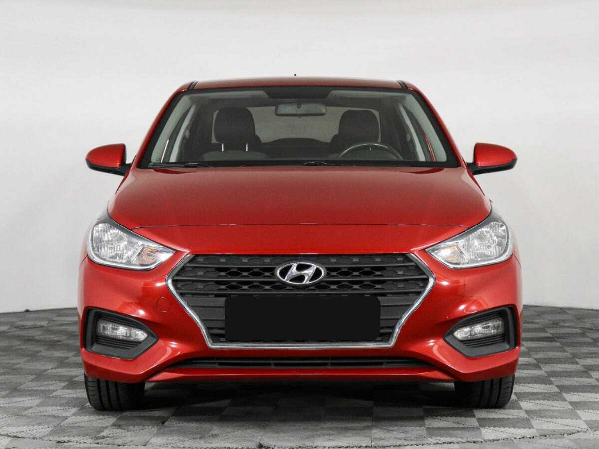 Купить Hyundai Solaris с пробегом. Фото: #1