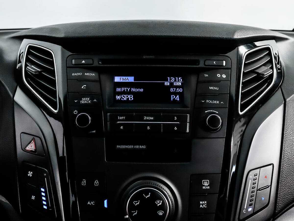 Купить Hyundai i40 с пробегом. Фото: #12