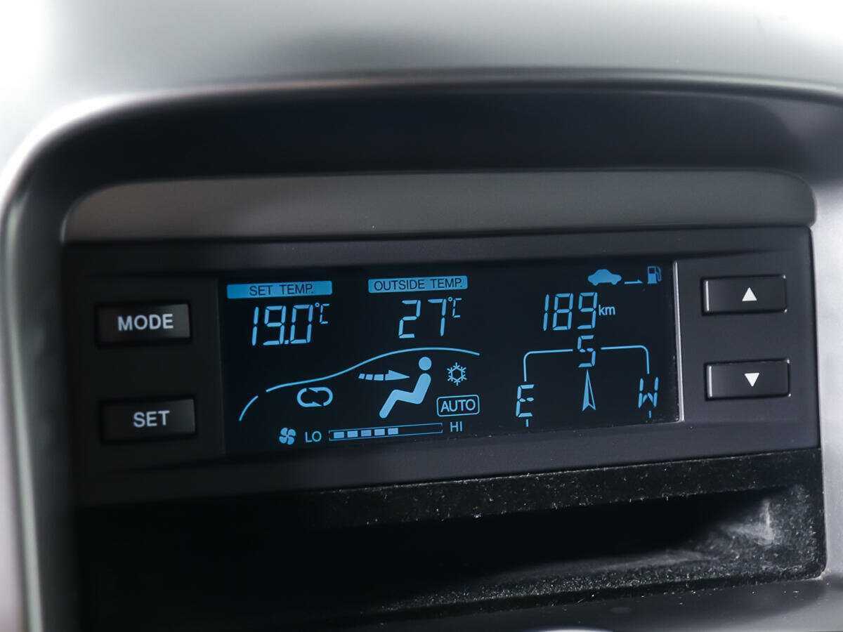 Купить Chevrolet Captiva с пробегом. Фото: #20