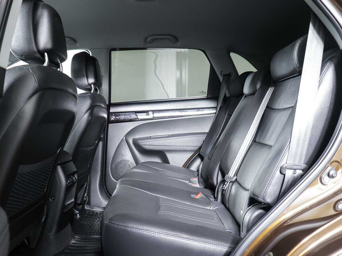 Купить Kia Sorento с пробегом. Фото: #8