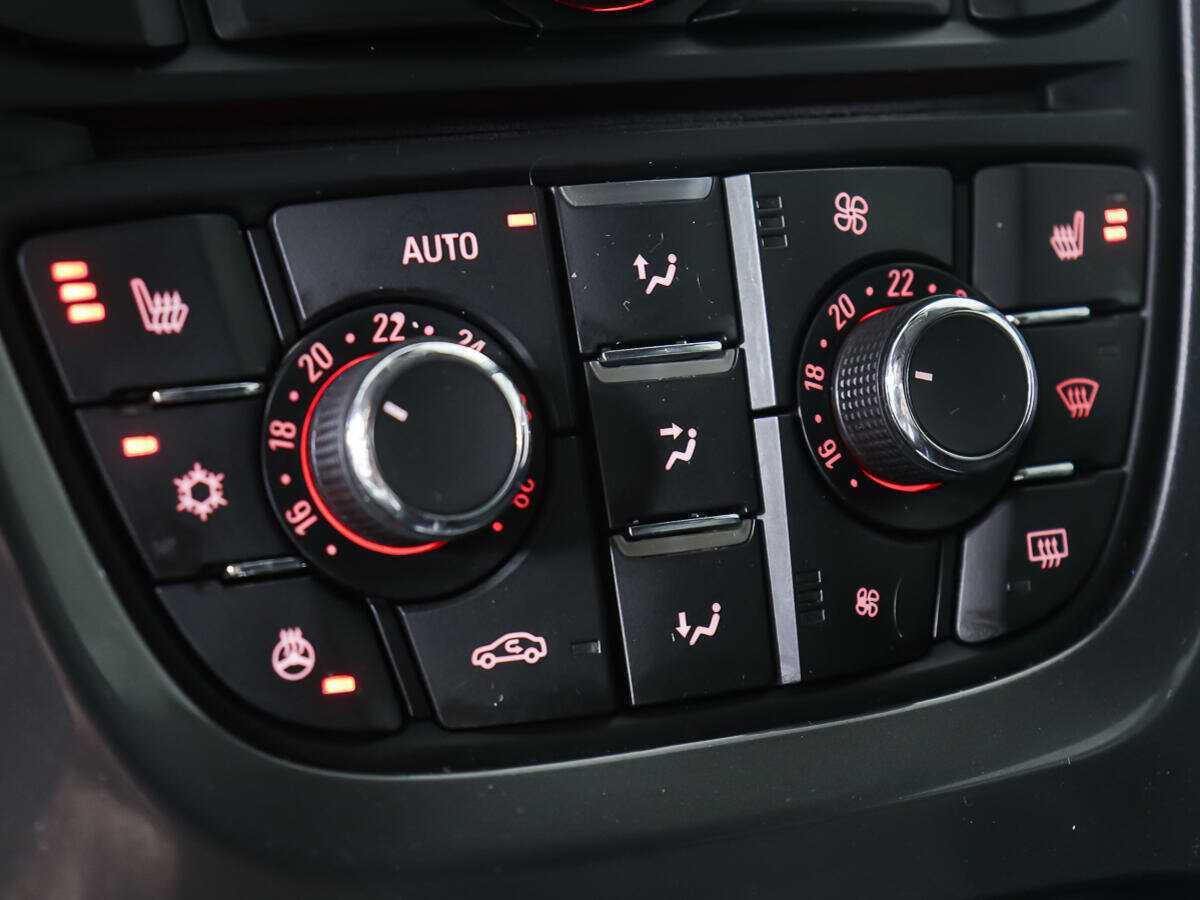 Купить Opel Astra с пробегом. Фото: #16