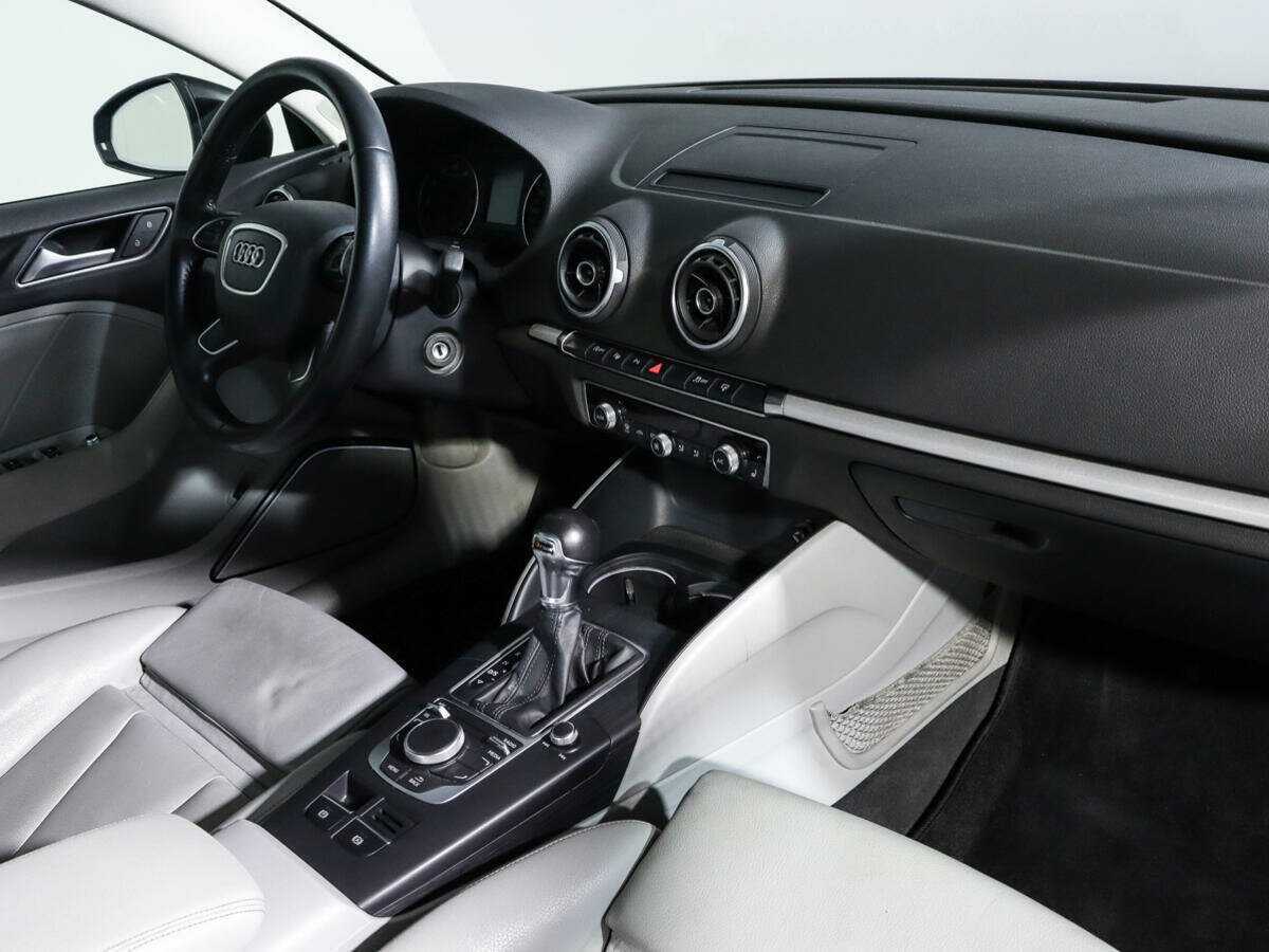 Купить Audi A3 с пробегом. Фото: #6