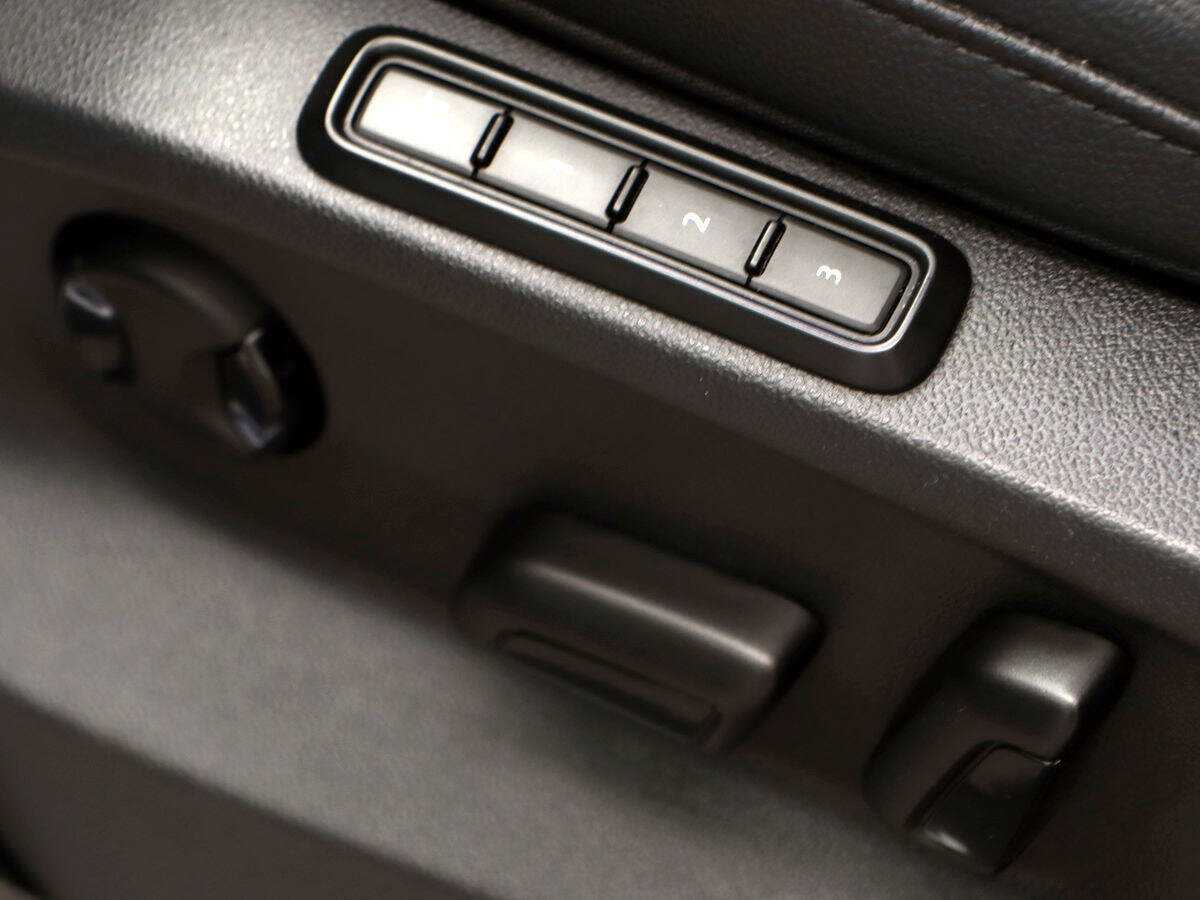 Купить Volkswagen Tiguan с пробегом. Фото: #11