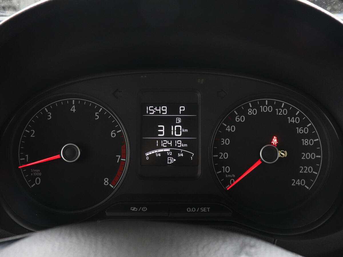 Купить Volkswagen Polo с пробегом. Фото: #6